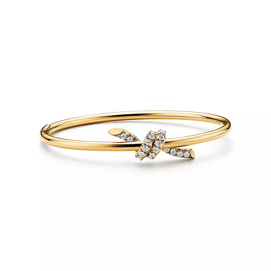 Wire Bangle Yellow Gold with Diamonds