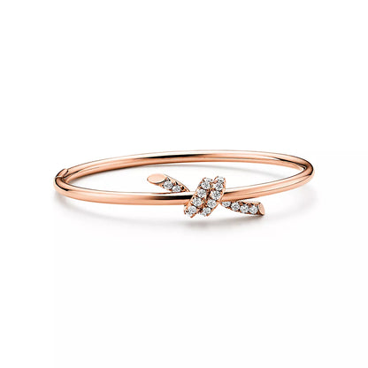 Wire Bangle Rose Gold with Diamonds