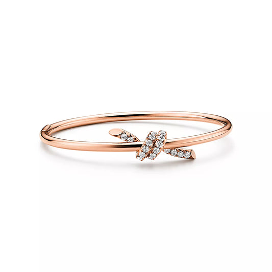 Wire Bangle Rose Gold with Diamonds