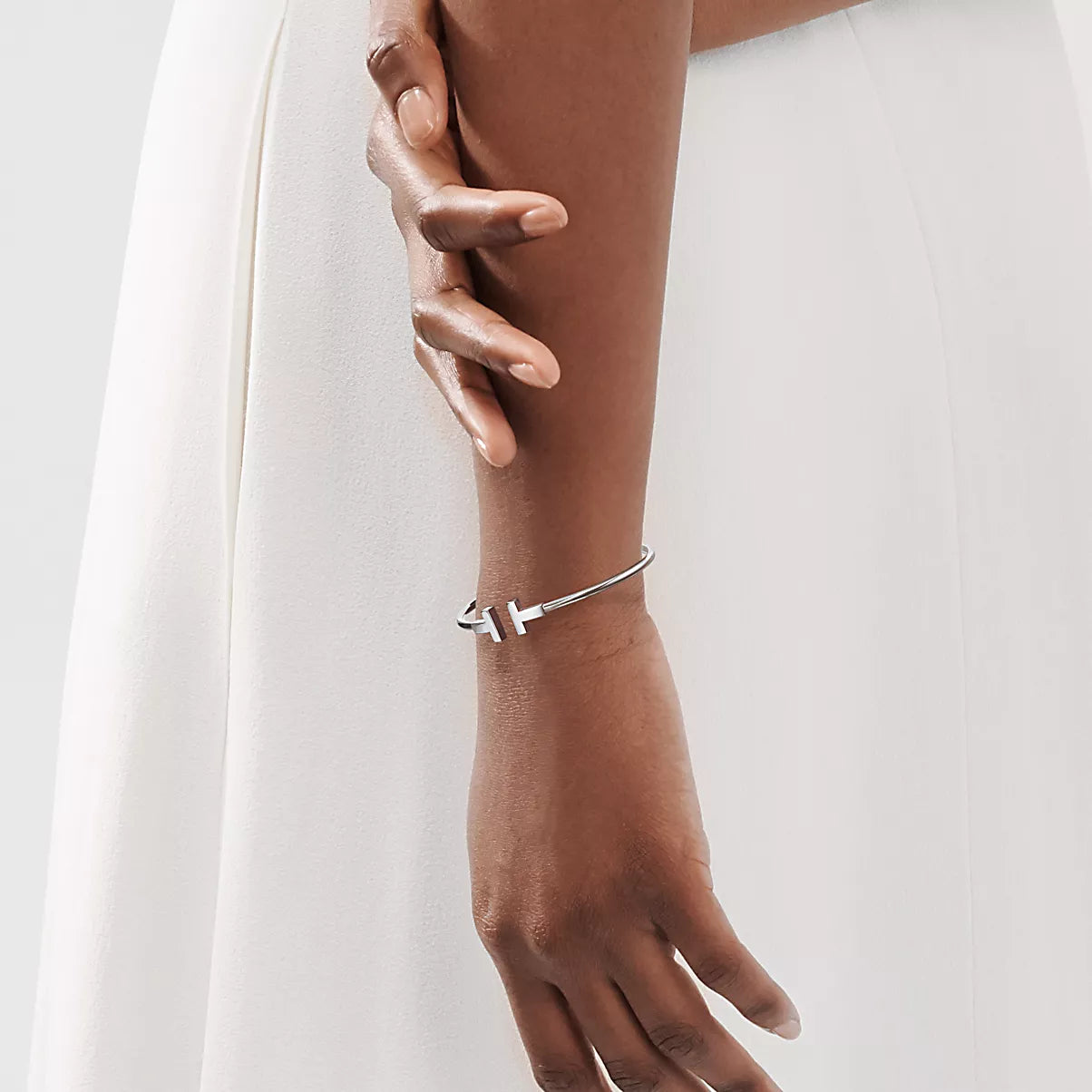 Narrow Wire Bracelet