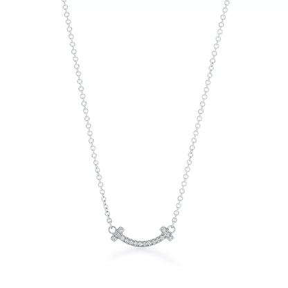 Smile Mini Pendant with Diamonds