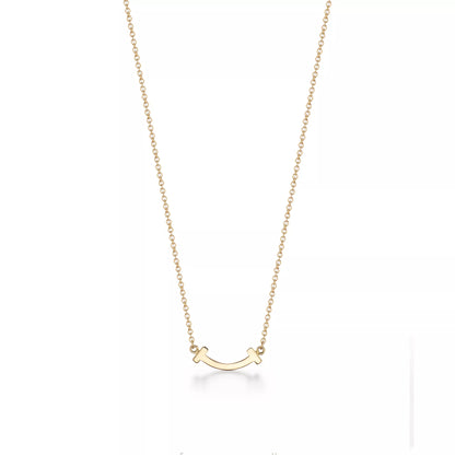 Smile Mini Pendant with Diamonds