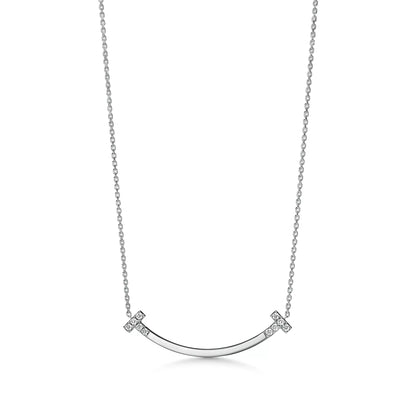 Smile Medium Pendant with Diamonds
