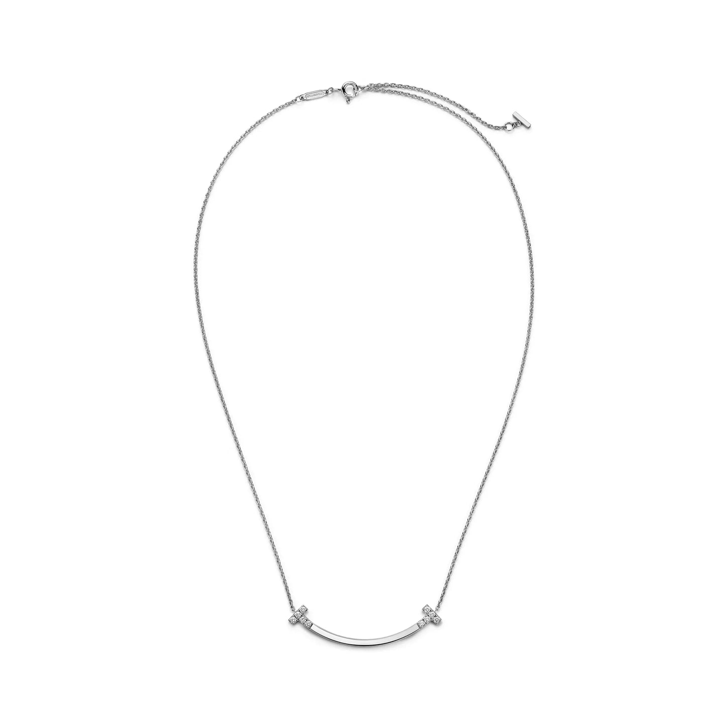 Smile Medium Pendant with Diamonds