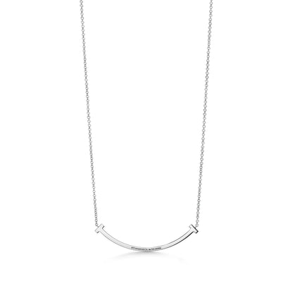 Smile Small Pendant with Diamonds