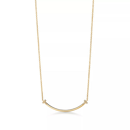 Smile Small Pendant with Diamonds
